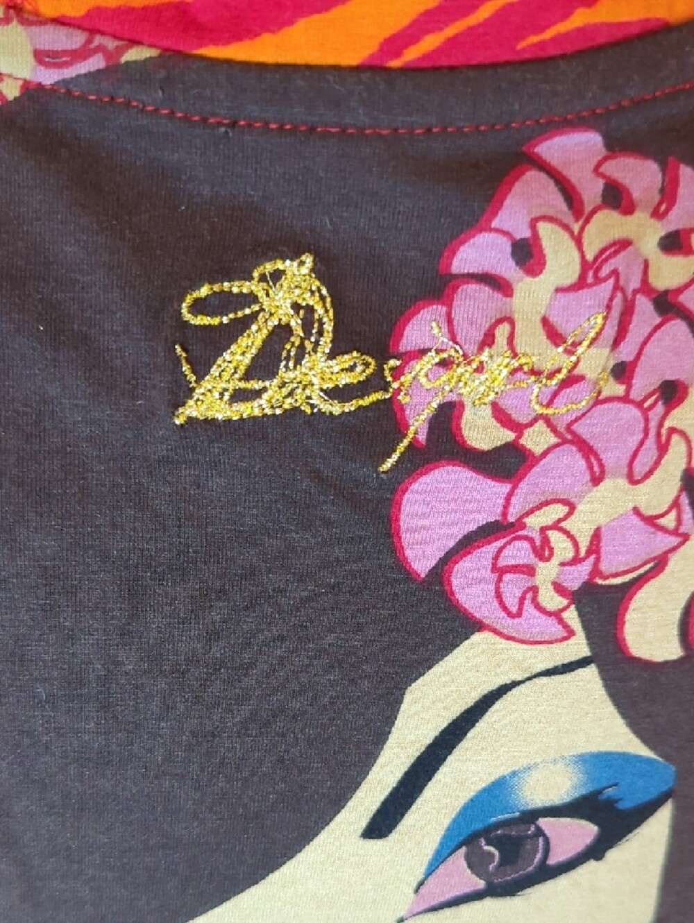Vibrant Stretch Cotton Mixed-Print V-Neck Tunic With Illustrated Face Detail - Picture 7 of 12